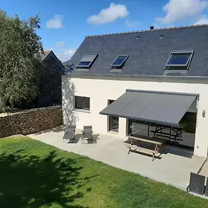  Hébergement de vacances La Maison Des Lavandières